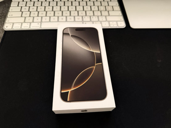 新手机到了 —— iPhone 16 Pro